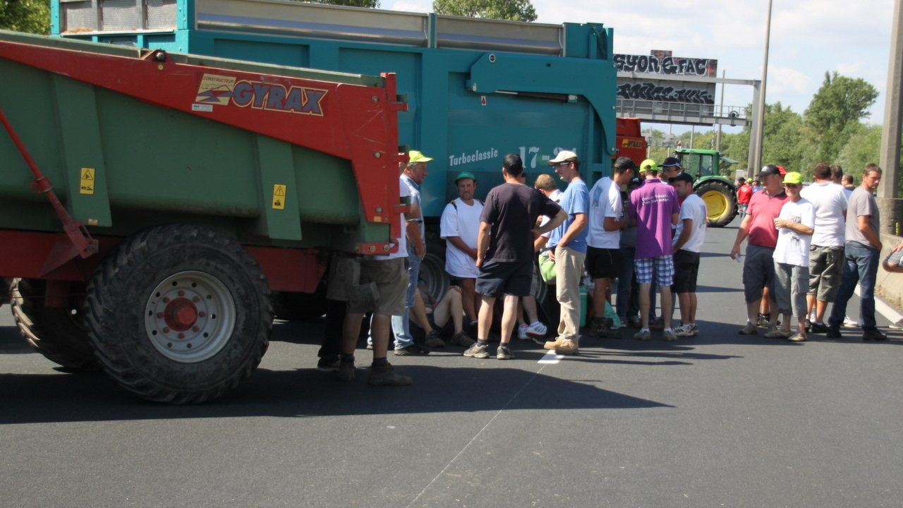 Agriculteurs en colère : la Confédération paysanne annonce des actions à Voreppe et Grenoble ce mercredi