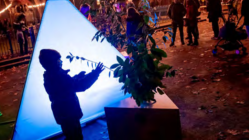 Grenoble s&rsquo;illumine pour deux nuits d&rsquo;exp&eacute;riences interactives avec les N&eacute;ons de Minuit