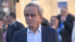 Alain Carignon quitte la politique apr&egrave;s sa d&eacute;faite &agrave; Grenoble : la fin de 60 ans de parcours