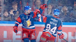 Grenoble renverse Angers et frappe fort d’entrée en demi-finale de Ligue Magnus Grenoble renverse Angers et frappe fort d’entrée en demi-finale de Ligue Magnus