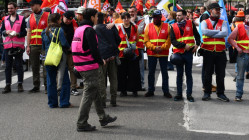 Grenoble : entre 3000 et 7000 personnes d&eacute;filent pour le 1er mai