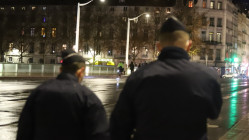 Une bouteille bris&eacute;e sur la t&ecirc;te d&rsquo;un jeune homme : violente agression &agrave; Grenoble