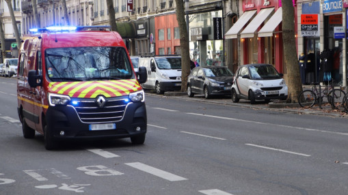 Grenoble : un homme retrouv&eacute; mort sur la chauss&eacute;e, la piste du d&eacute;lit de fuite privil&eacute;gi&eacute;e