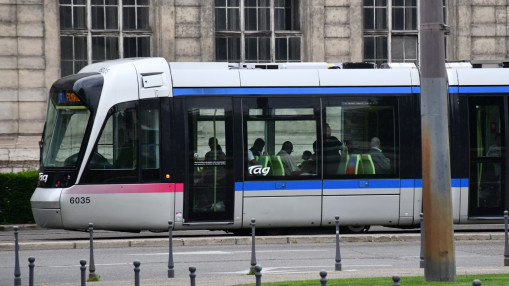 Pollution &agrave; Grenoble : transports, v&eacute;lo et covoiturage gratuits ou facilit&eacute;s d&egrave;s jeudi