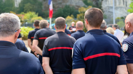 Feux, canicule : les employeurs appelés à libérer les pompiers volontaires en Isère Feux, canicule : les employeurs appelés à libérer les pompiers volontaires en Isère