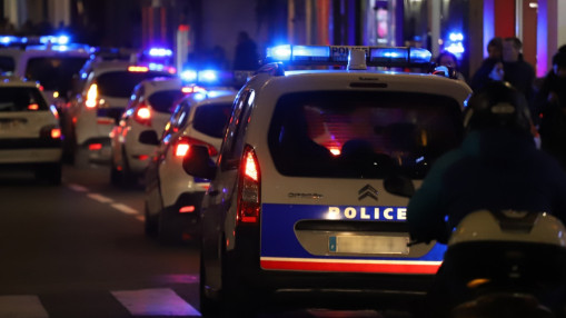 Incendies dans l&rsquo;agglom&eacute;ration grenobloise : quatre voitures d&eacute;truites, des v&eacute;hicules de police pris pour cible