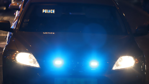 Grenoble : une femme de 75 ans mortellement fauch&eacute;e sur l'A48, la police recherche un automobiliste en fuite
