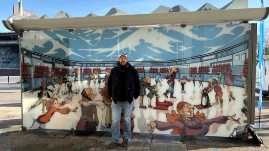 Grenoble : l’arrêt de bus Pôle Sud–Alpexpo se transforme en vitrine artistique et sportive