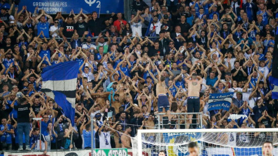 Le match sera-t-il arr&ecirc;t&eacute; ? Un dispositif in&eacute;dit contre les chants homophobes test&eacute;s pour Grenoble-Nancy