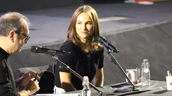 Cin&eacute;ma : des figurants cyclistes recherch&eacute;s pour un film avec Natalie Portman et Jonathan Bailey &agrave; l&rsquo;Alpe d&rsquo;Huez