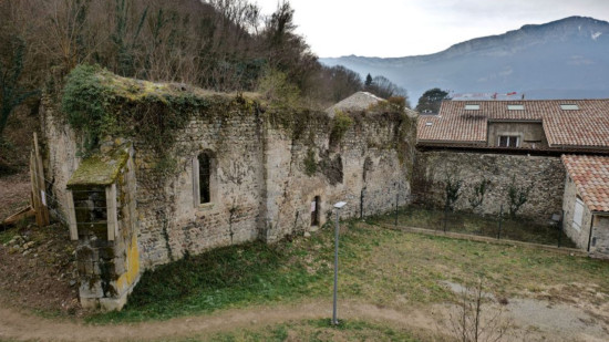 &Eacute;chirolles : une cagnotte de 50 000 euros pour sauver la chapelle des Templiers