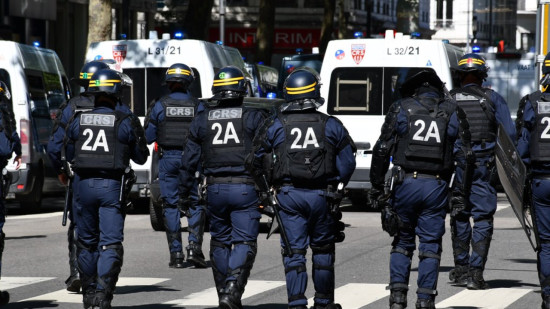 Grenoble : manifestations interdites dans le centre-ville jusqu'&agrave; dimanche, la pr&eacute;f&egrave;te menace d'instaurer un couvre-feu