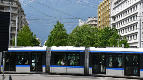 Grenoble : les tramways &agrave; l&rsquo;arr&ecirc;t samedi 24 octobre, bras de fer autour des bus