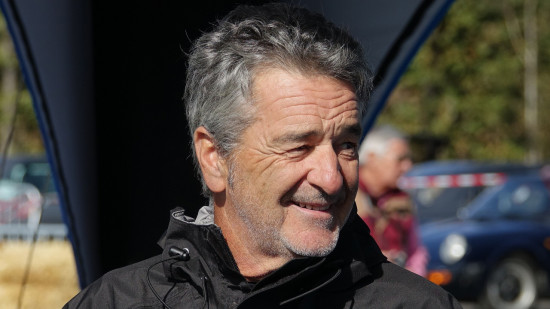 Bruno Saby, 76 ans, prêt pour un nouveau défi au Dakar 2026 depuis l’Isère