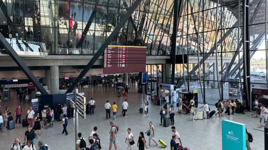 Gendarme percuté à Saint-Égrève : le suspect arrêté à l’aéroport avant de partir en vacances Gendarme percuté à Saint-Égrève : le suspect arrêté à l’aéroport avant de partir en vacances