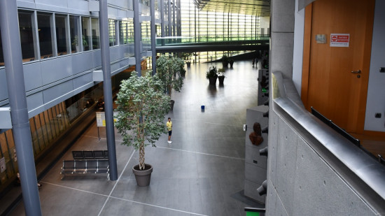 Grenoble : jugé pour s'être exhibé dans un salon de massage