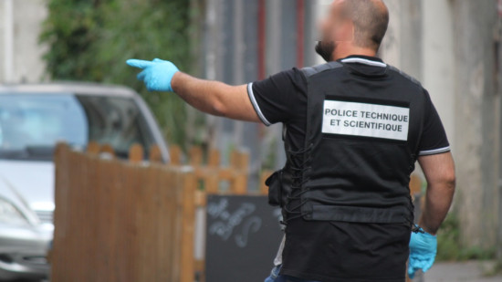 Grenoble : le corps d'une femme retrouvé dans la rue, son pantalon était baissé