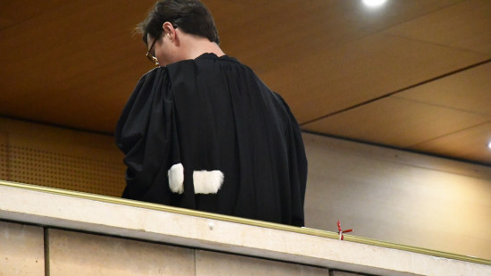 Grenoble : prison avec sursis pour l'agression sexuelle de deux femmes à son domicile Grenoble : prison avec sursis pour l'agression sexuelle de deux femmes à son domicile