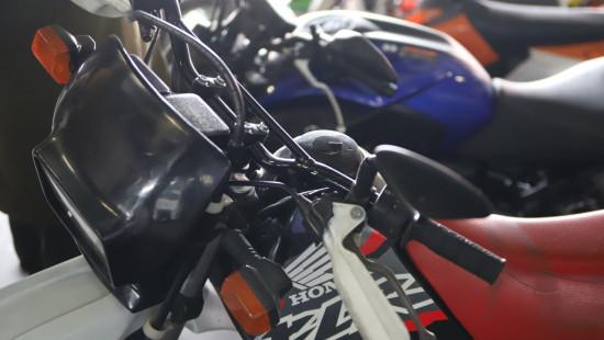 Grenoble : un homme à motocross dans le centre-ville, son véhicule confisqué Grenoble : un homme à motocross dans le centre-ville, son véhicule confisqué