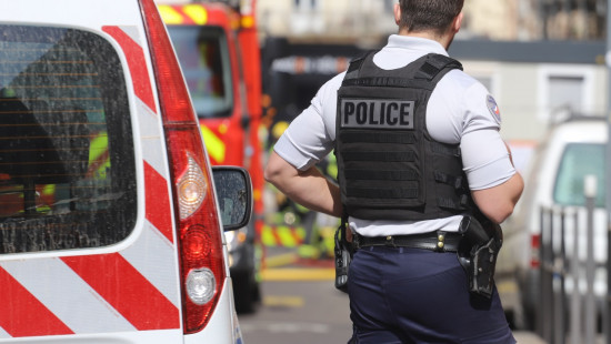 Homme abattu à Grenoble : un appel à témoins pour retrouver le tireur et son complice à trottinette Homme abattu à Grenoble : un appel à témoins pour retrouver le tireur et son complice à trottinette