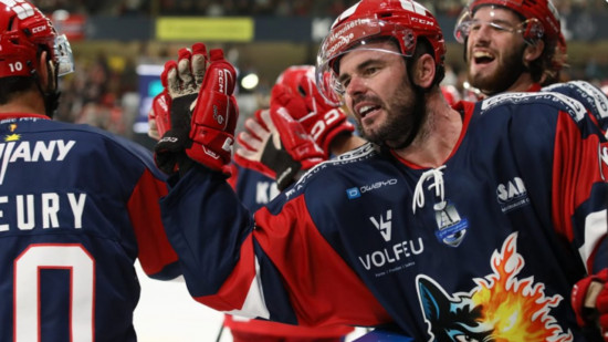 Les Brûleurs de Loups font tomber le leader Angers (4-3)