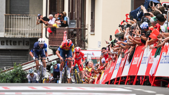 Près de Grenoble : La Vuelta sillonne les routes iséroises ce mardi, découvrez les horaires de passage
