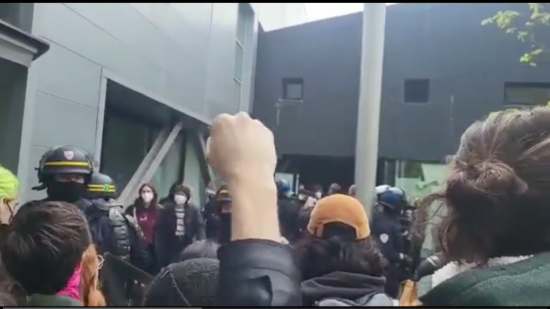 Saint-Martin-d’Hères : étudiants délogés de la MSH par la police, les syndicats dénoncent Saint-Martin-d’Hères : étudiants délogés de la MSH par la police, les syndicats dénoncent