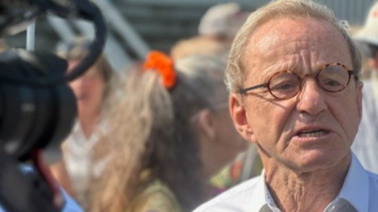 Villeneuve et "ghettos de riches" à Grenoble : Alain Carignon tacle la "communication indécente" d'Eric Piolle