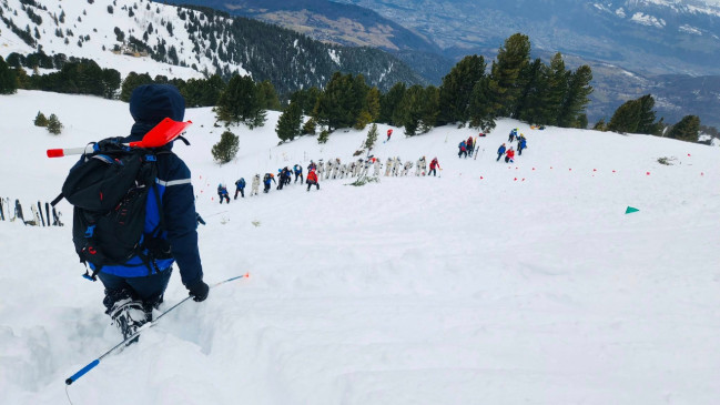 Quatre skieurs surpris par une avalanche aux Deux-Alpes : le groupe miracul&eacute;