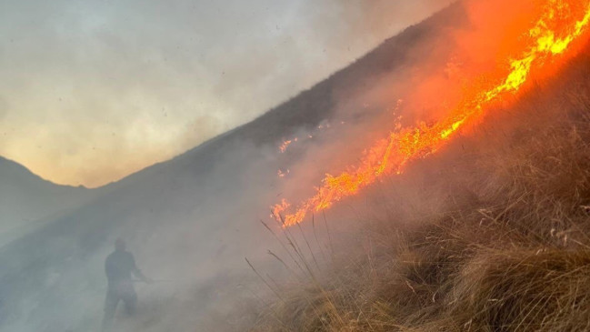 Incendie au-dessus de La Salette : 1 500 m2 de végétation brûlés sur les pentes du Gargas Incendie au-dessus de La Salette : 1 500 m2 de végétation brûlés sur les pentes du Gargas