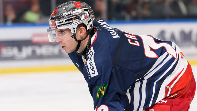 Grenoble : le proc&egrave;s de Pierre Crinon, le hockeyeur bagarreur, report&eacute; &agrave; octobre