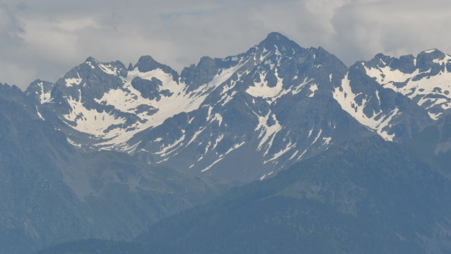 Massif des &Eacute;crins : deux alpinistes de 21 ans meurent apr&egrave;s une chute de plusieurs centaines de m&egrave;tres