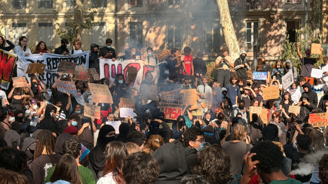 Mobilisation lyc&eacute;enne &agrave; Grenoble : environ six interpellations et deux policiers bless&eacute;s