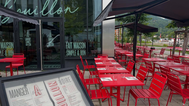 Grenoble : le restaurant d'un chef doublement étoilé ferme définitivement, la direction dénonce une situation économique "intenable" Grenoble : le restaurant d'un chef doublement étoilé ferme définitivement, la direction dénonce une situation économique "intenable"