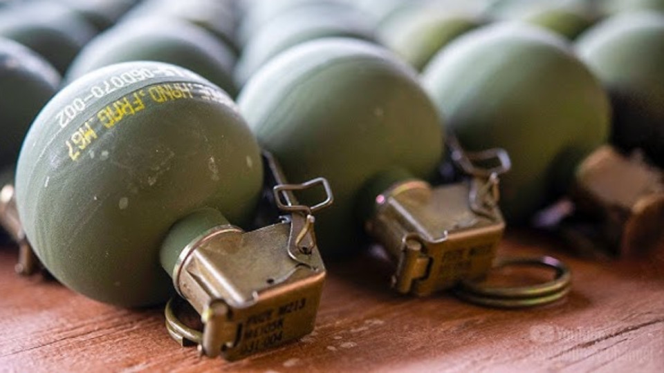 La grenade lanc&eacute;e dans un institut de beaut&eacute; &agrave; Grenoble &eacute;tait bien l&eacute;tale : comment un escalier a probablement &eacute;vit&eacute; que l'explosion ne fasse des morts