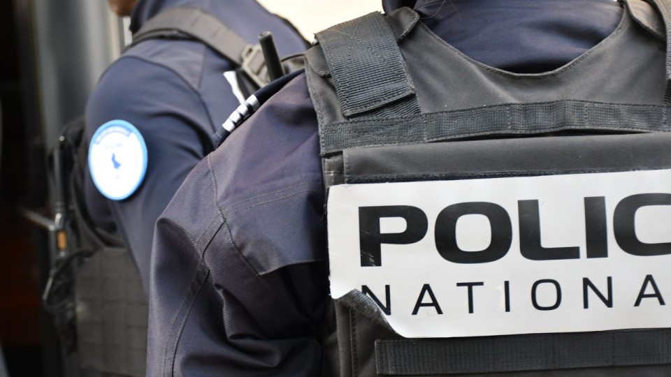 &Eacute;chirolles : deux suspects interpell&eacute;s apr&egrave;s la d&eacute;couverte d&rsquo;un pistolet lors d&rsquo;une patrouille