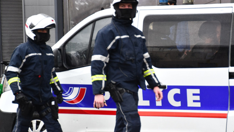 Un &eacute;ducateur de rue interpell&eacute; &agrave; &Eacute;chirolles, vive pol&eacute;mique dans le milieu social