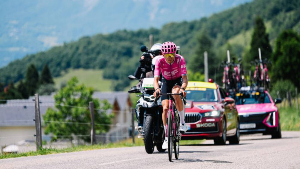 Tour Auvergne-Rh&ocirc;ne-Alpes : Alex Baudin frappe fort et s&rsquo;offre le maillot jaune en Is&egrave;re