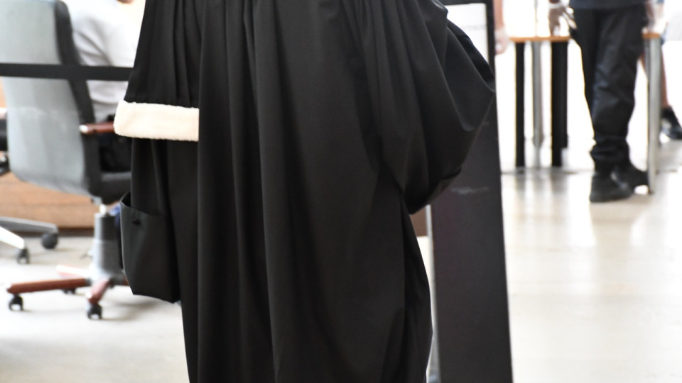 Is&egrave;re : il se blesse au couteau pour accuser sa compagne, puis est condamn&eacute; &agrave; de la prison ferme