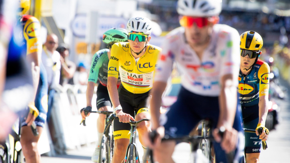 Tour de France : Tadej Pogacar &eacute;crase l&rsquo;Alpe d&rsquo;Huez et pulv&eacute;rise un record vieux de 31 ans