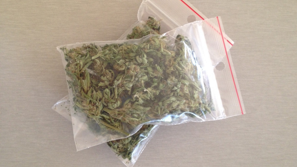 Echirolles : il disait avoir trouv&eacute; cannabis et coca&iuml;ne par terre, 31 mois de prison ferme