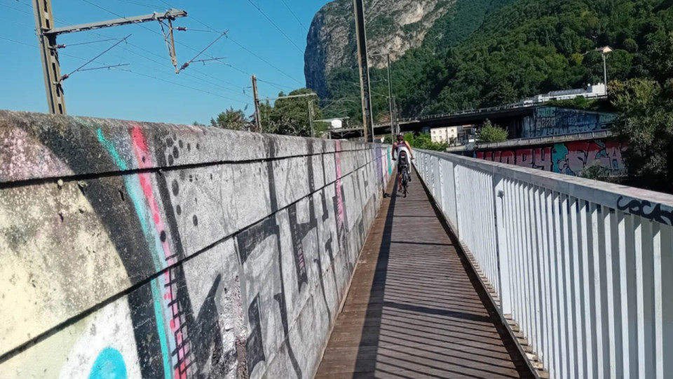 Grenoble : la passerelle Pique-Pierre ferm&eacute;e quatre mois pour un important chantier