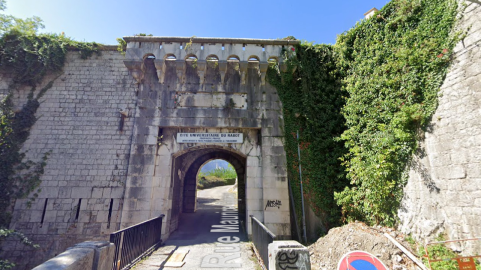 Grenoble : trois projets en lice pour transformer la Cit&eacute; du Rabot sur les pentes de la Bastille