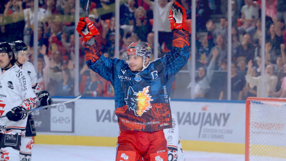 Ligue Magnus : Grenoble fait craquer Amiens &agrave; Polesud et prend la t&ecirc;te