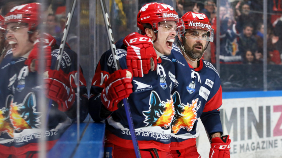 Br&ucirc;leurs de Loups-Cergy-Pontoise : un carton pour entamer les demi-finales (9-2)