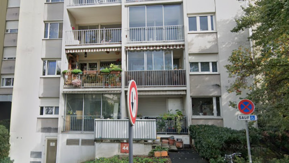 Grenoble : elle chute du 12e étage durant une fête Grenoble : elle chute du 12e étage durant une fête