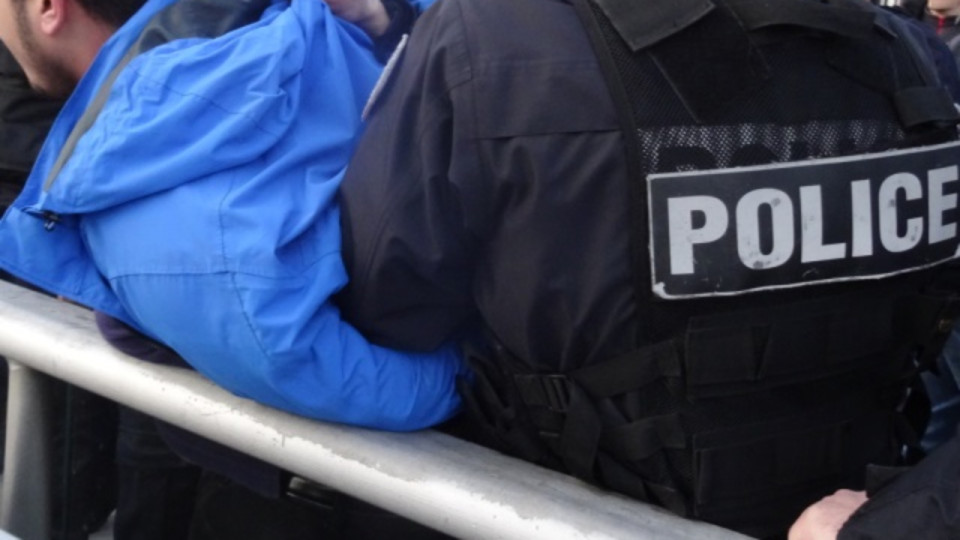 Grenoble&nbsp;: la police interpelle un individu qui venait d&rsquo;entrer par effraction dans une &eacute;cole