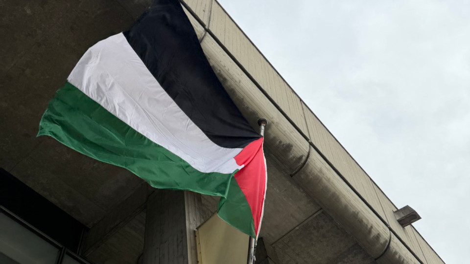 Grenoble : le drapeau palestinien arraché, la mairie porte plainte
