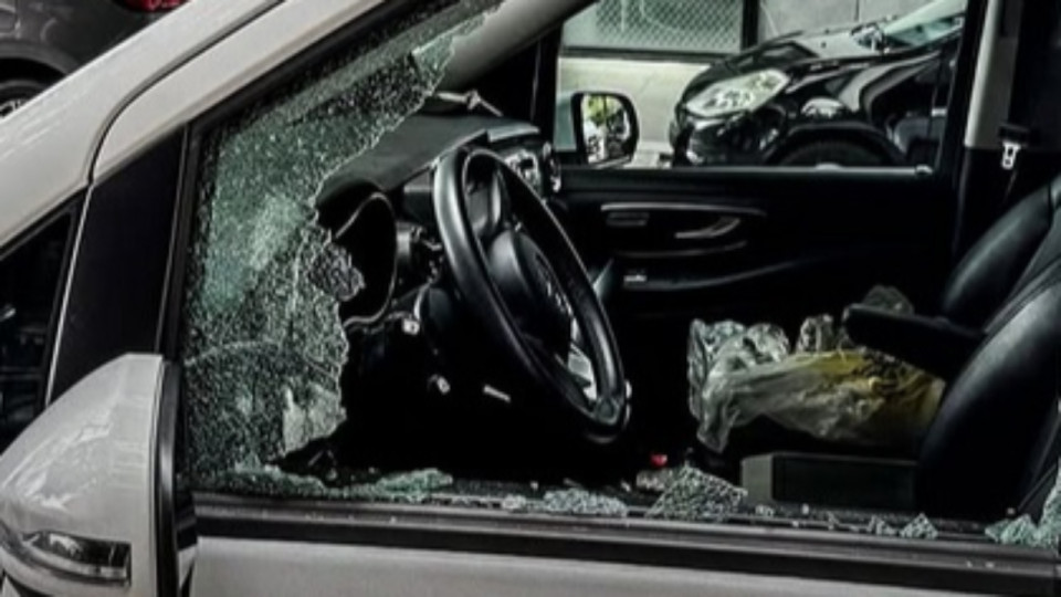 Grenoble : une voiture du Tour de France dévalisée et une moto volée le matin de la 18e étape