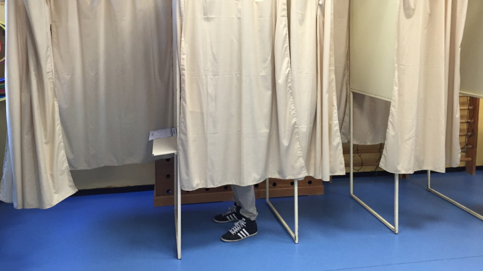 Il avait voté quatre fois aux élections : un maire isérois bientôt jugé pour fraude électorale Il avait voté quatre fois aux élections : un maire isérois bientôt jugé pour fraude électorale